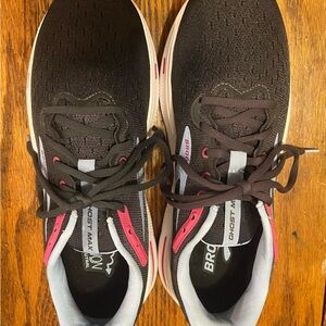 Brooks Ghost Max Women’s Shoes Size 10 M